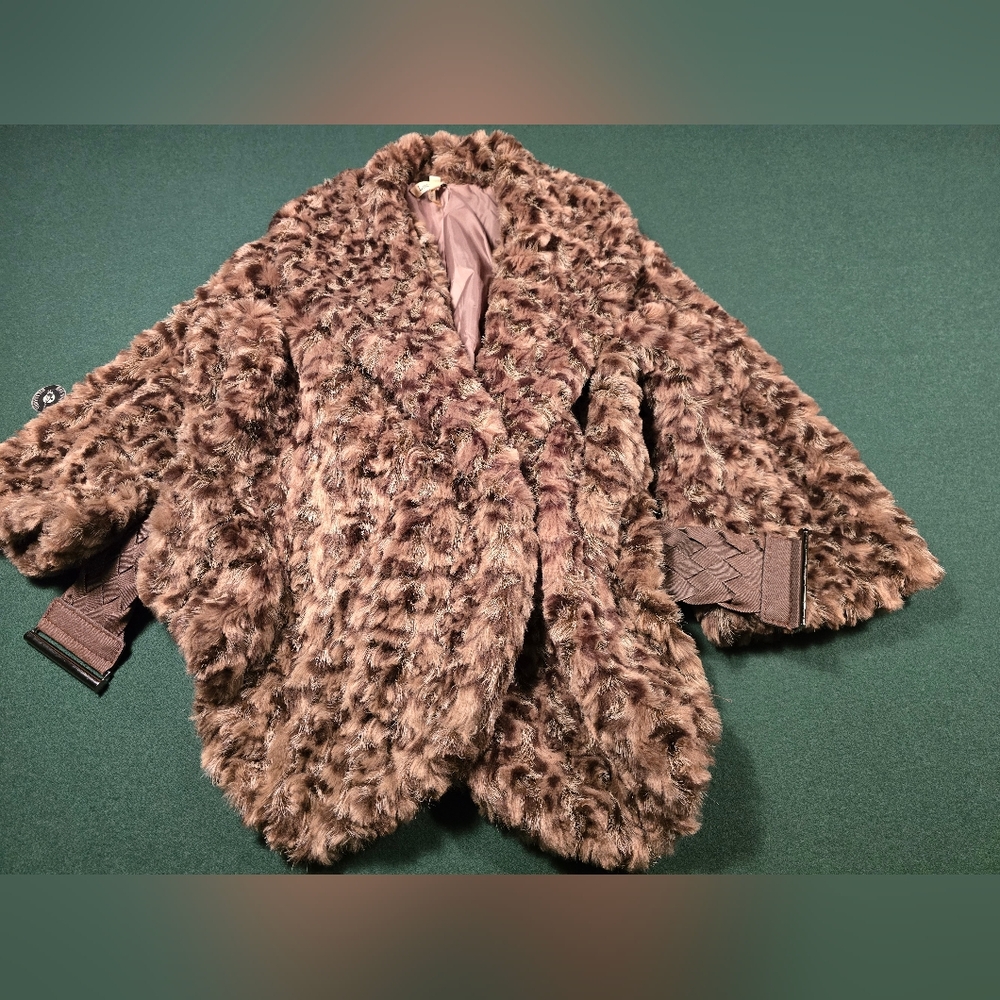 Luxurious Faux Fur Brown Leopard Jacket